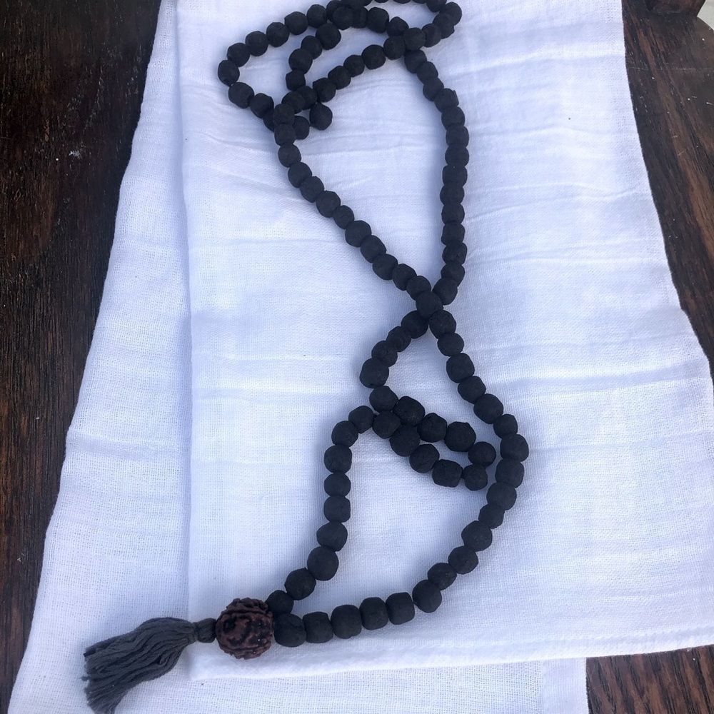 2/$25 🍣 📿 Handmade Mala Prayer Beads 🇮🇳